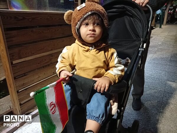 تجلی اتحاد و عشق به میهن در پارک آزادگان یزد