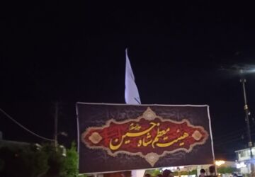 برپایی دسته عزاداری محرم در محمودآباد