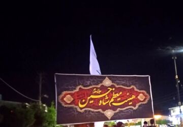 برپایی دسته عزاداری محرم در محمودآباد