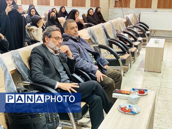 همایش هفته بسیج دانش‌آموزی در مه‌ولات