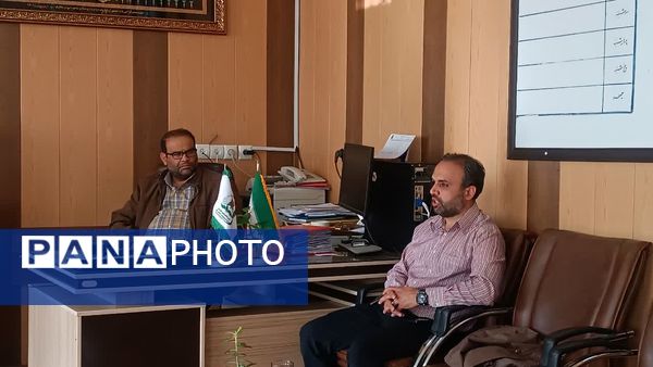 اولین جلسه  شورای دانش‌آموزی دبیرستان شاهد ابوذر غفاری 