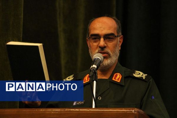 مراسم تکریم و معارفه فرمانده سپاه ناحیه ویژه تبریز