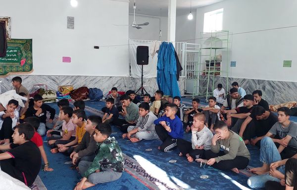 حضور مسئولان آموزش و پرورش در جمع دانش آموزان معتکف جلگه رخ