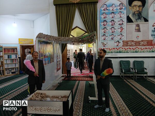 حضور مدیر آموزش و پرورش مه‌ولات در تریبون نماز جمعه