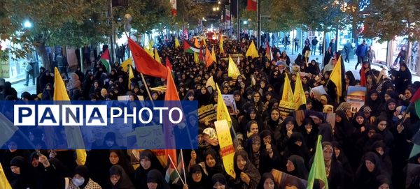 تجمع کودکان و نوجوانان زنجانی در محکومیت جنایات رژیم صهیونیستی 