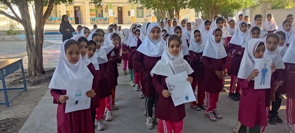 جشن روز پرستار در مدرسه مولوی فین