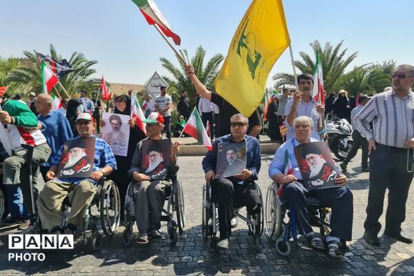 رزمایش ۱۵۰ هزار نفری جان‌فدایان ایران