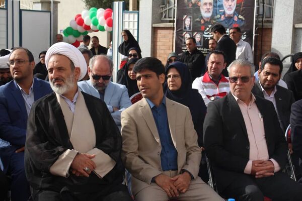 آیین نواختن زنگ آغاز سال تحصیلی در سمنان