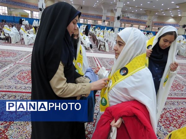 تمرین آمادگی گروه پیشتازان برای اجرا در اجلاسیه سراسری نماز