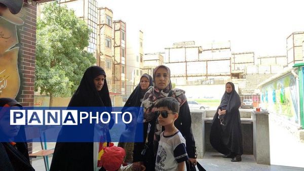 چهاردهمین دوره انتخابات ریاست‌جمهوری در دبستان سروقد ناحیه یک مشهد 