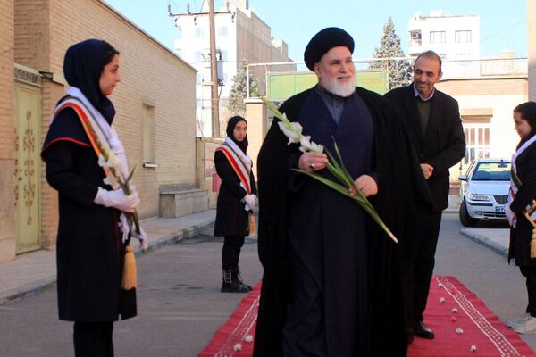 جشن حضور تا ظهور در هنرستان فرزانگان بهارستان ۲