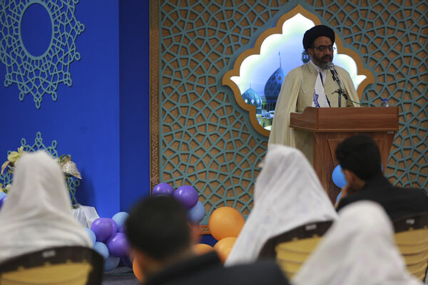 مراسم جشن ازدواج به‌مناسبت نیمه شعبان در مسجد جمکران