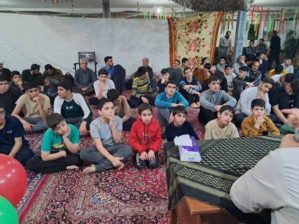 اعتکاف دانش‌آموزی در شهرستان عجب‌شیر