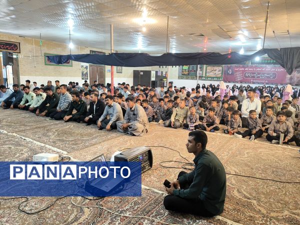 جشن آغاز سال تحصیلی و گرامیداشت هفته دفاع مقدس در حسینیه سیدالشهداء روستای مزرعه شهید بهشتی