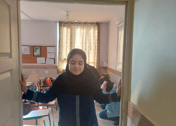 مانور زلزله در مدرسه مرحوم عباسی ملکان