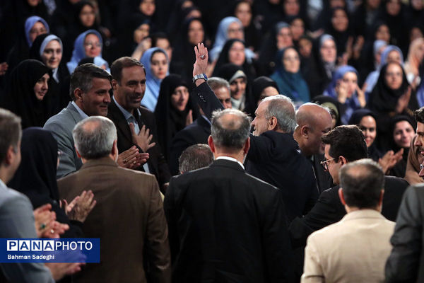 جشنواره ملی تحول در روش‌های آموزش و محیط یادگیری