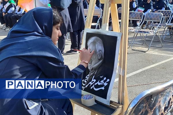 مراسم آغاز سال تحصیلی و نواختن زنگ مقاومت