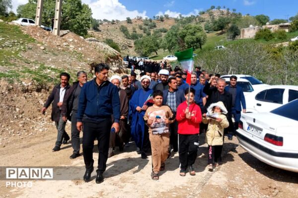بزرگداشت شهید والامقام جنگ رمضان سید اسماعیل یزدان‌منش  در زادگاهش