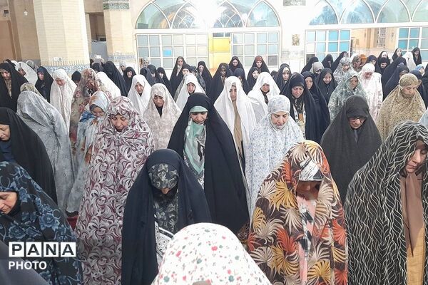 مصلی شهر میزبان اجتماع پرشور نمازگزاران شهرستان ورامین