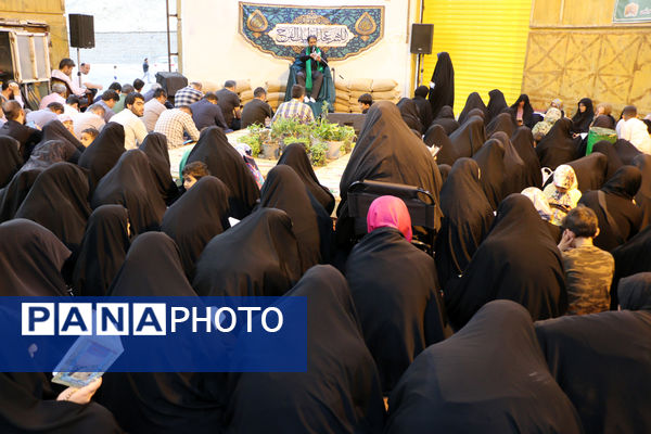 دعای عرفه در یادمان شهدای گمنام کوه خضر نبی(ع) قم