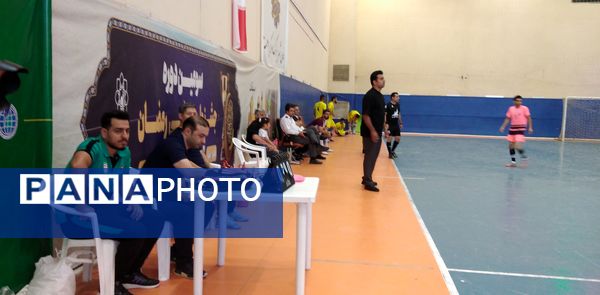  مسابقه فوتسال بین تیم‌های خبرنگاران و تیم آتش‌نشانان مشهد