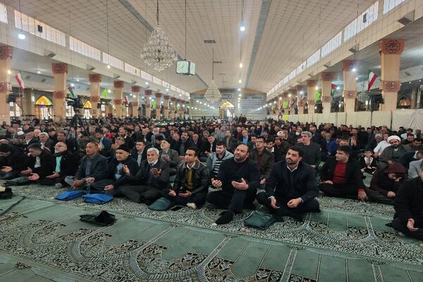 نماز جمعه این هفته شهرستان پاکدشت شاهد حضور پر رنگ فرهنگیان بود
