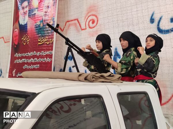 قاب‌هایی از حضور فرهنگیان ماهنشان در رزمایش جان‌فدایان