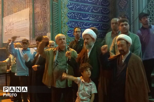 شور و حماسه مردمان قرچک در صد و دومین  شب از تجمعات مردمی