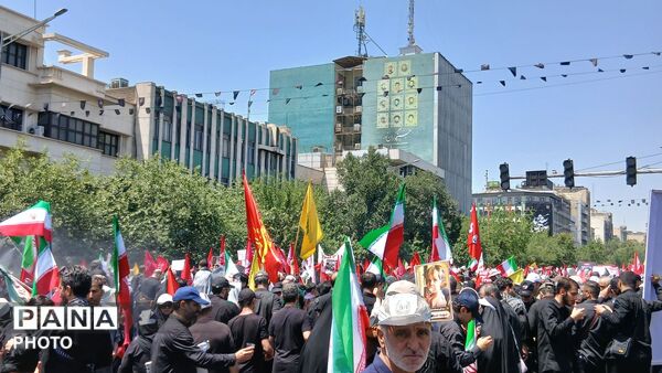 طوفان حضور در قلب پایتخت ایران