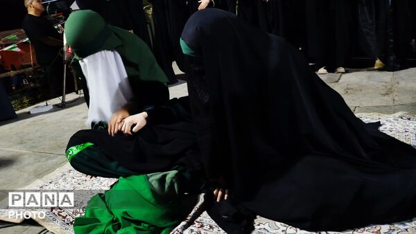 روایت مظلومیت طفل سه ساله ابا عبدالله الحسین در تجمعات شبانه 