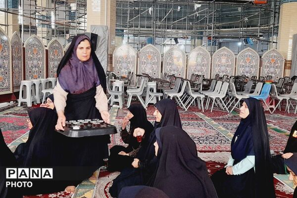 تاکید خطیب جمعه بر ضرورت همدلی قوا برای گره‌گشایی از مشکلات کشور