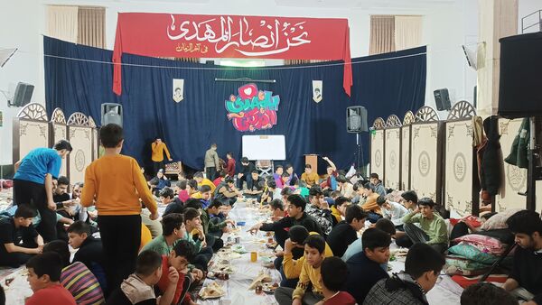 افطاری دومین روز اعتکاف دانش آموزی «سه روز در بهشت»