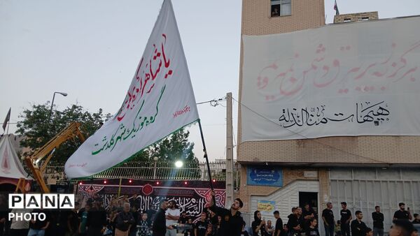 حرکت کاروان نمادین عاشورایی  فرخشهر