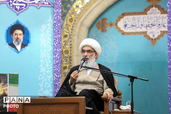 وداع با پیکر مطهر شهید عباس آقایی در قم
