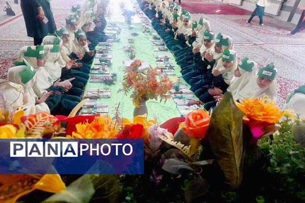 برگزاری جشن قرآن در دبستان دخترانه شاهد