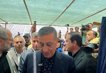 افتتاح نیروگاه خورشیدی 6 مگاواتی دول منیری با حضور معاون اجرایی رئیس‌جمهور