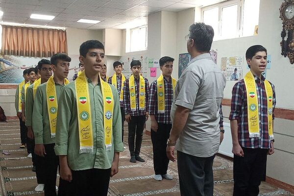 کارگاه آموزشی پیش اردوی منطقه‌ای پیشتازان در بهارستان‌۲