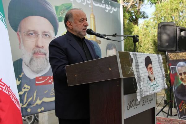 مراسم سوگواری شهدای خدمت در گلزار شهدای شهرستان گلپایگان