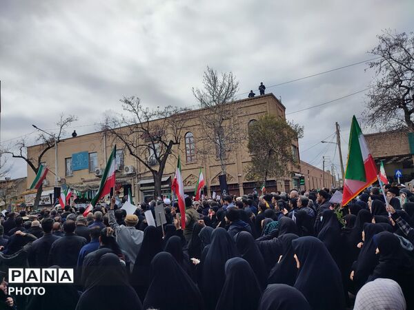 قاب پانا میزبان مراسم تشییع پیکر شهدا نیشابور 