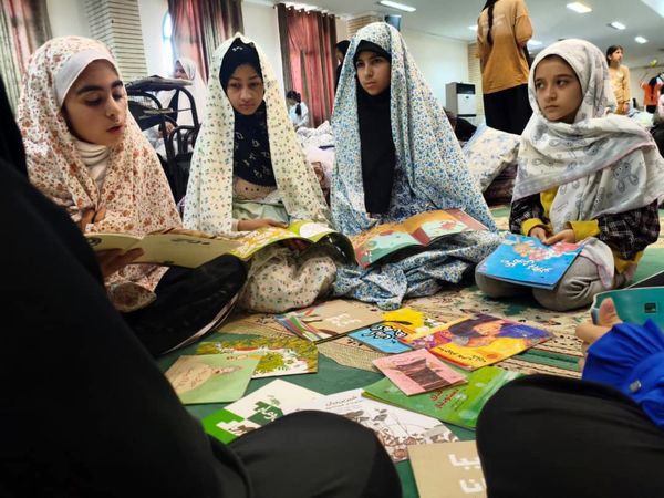 لحظات ناب اعتکاف دانش‌آموزی دختران در جاسک