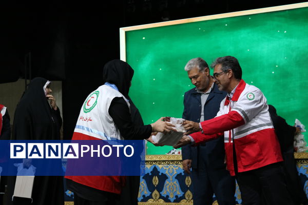 اختتامیه طرح‌های سلامت محور منطقه ۱۶