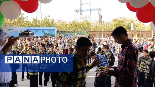 شروع سال تحصیلی در دبیرستان متوسطه اول عبدالحسین قفلی