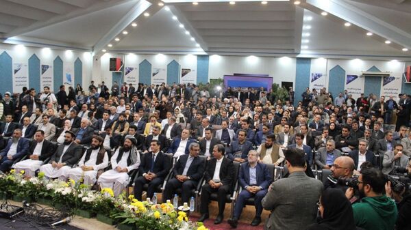 آیین افتتاحیه اولین نمایشگاه تخصصی صادرات و سرمایه‌گذاری مناطق آزاد کشور در مشهد