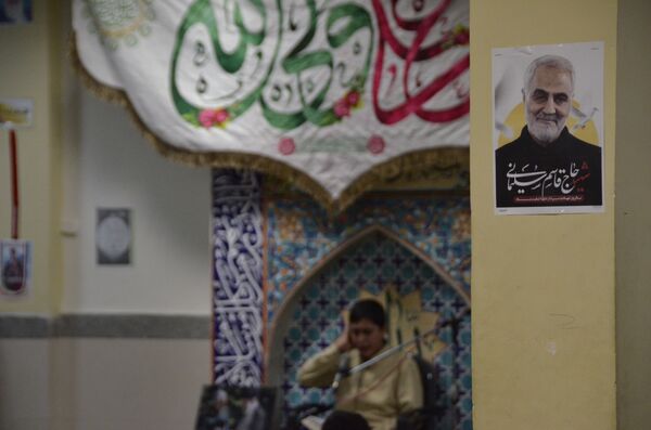 جشن ولادت امام علی (ع) و روز پدر در دبیرستان دوره اول ابوریحان بیرونی ۲