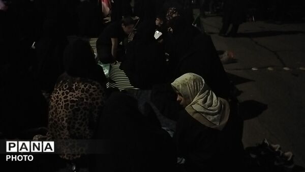 سفره صلوات همزمان با دومین شب ماه محرم  در بلوار فضل نیشابور 