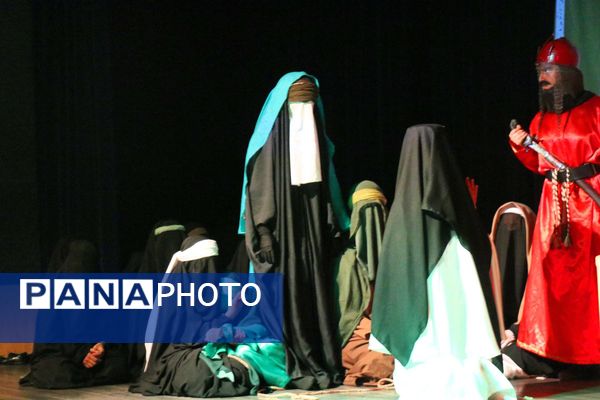 اجرای نمایش آیینی سرگذشت در مشهد