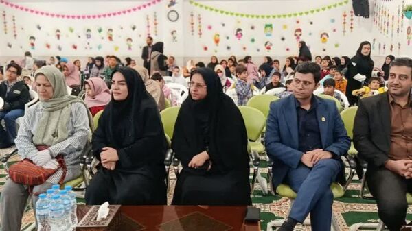 رونمایی از کتاب مرسانا سارخانی؛ کتابی از دانش‌آموزی با نیازهای ویژه