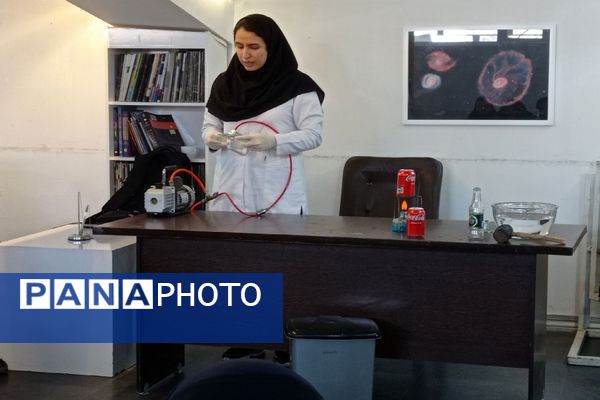 بازدید علمی و پژوهشی دانش‌آموزان از انگاریوم دانشگاه فردوسی