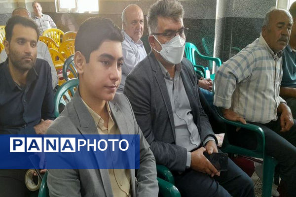 مراسم تجلیل از دانش‌آموزان ممتاز شاهد و ایثارگر شهرستان بوشهر