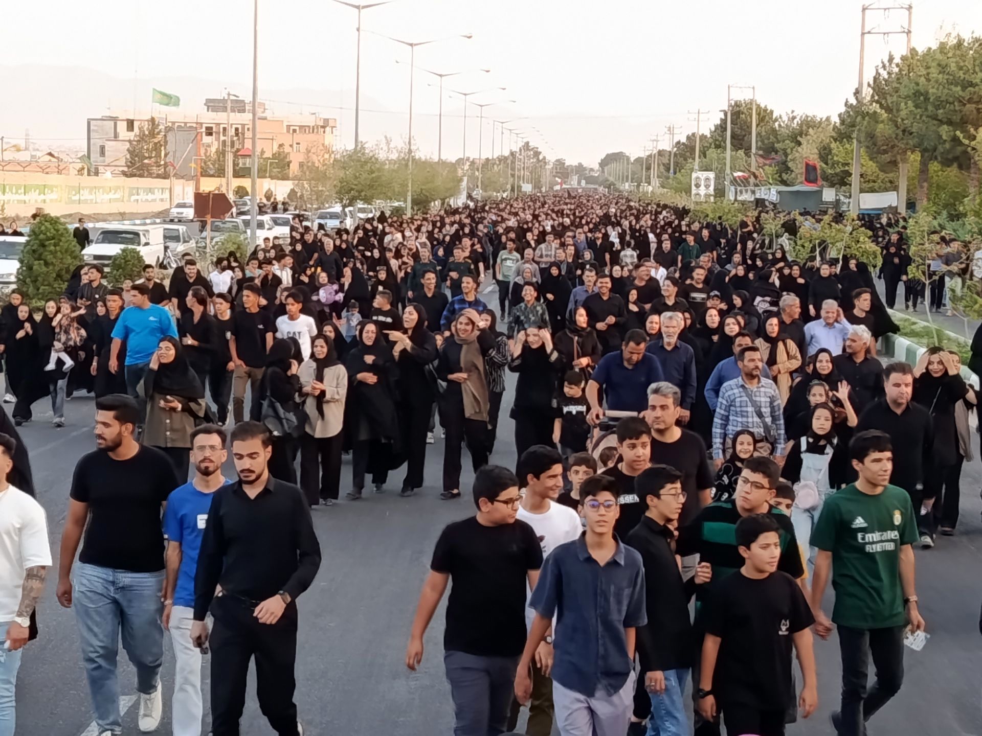 پیاده روی جاماندگان اربعین در کاشمر